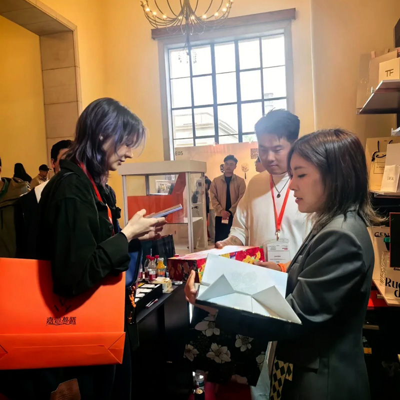 Full chain independent production empowers luxury packaging customization